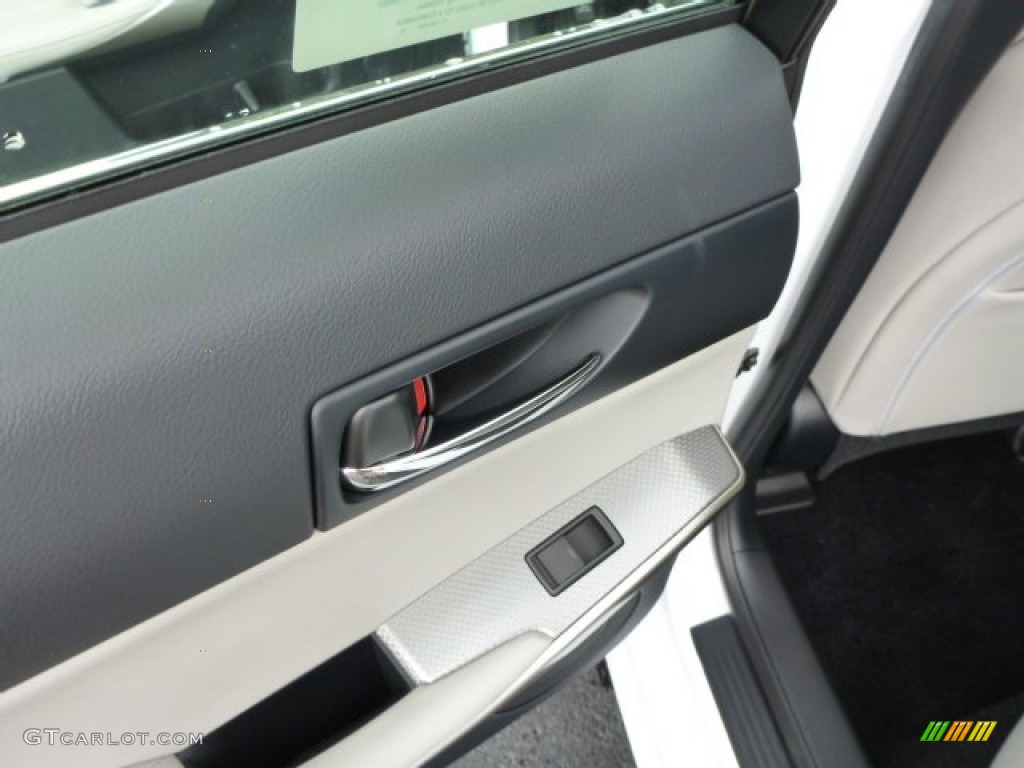 2014 IS 250 F Sport AWD - Ultra White / Light Gray photo #13