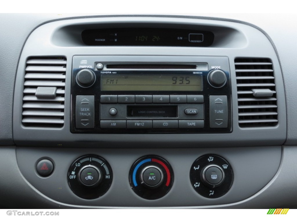 2004 Camry LE - Lunar Mist Metallic / Stone photo #3