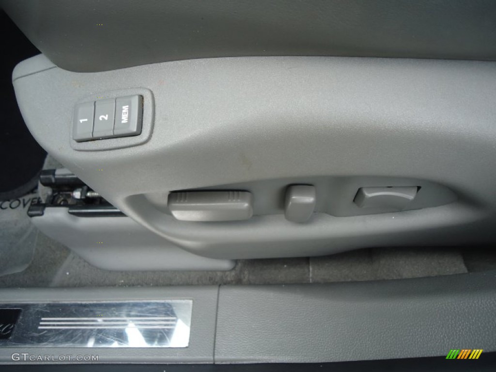 2011 SRX 4 V6 AWD - Radiant Silver Metallic / Titanium/Ebony photo #23