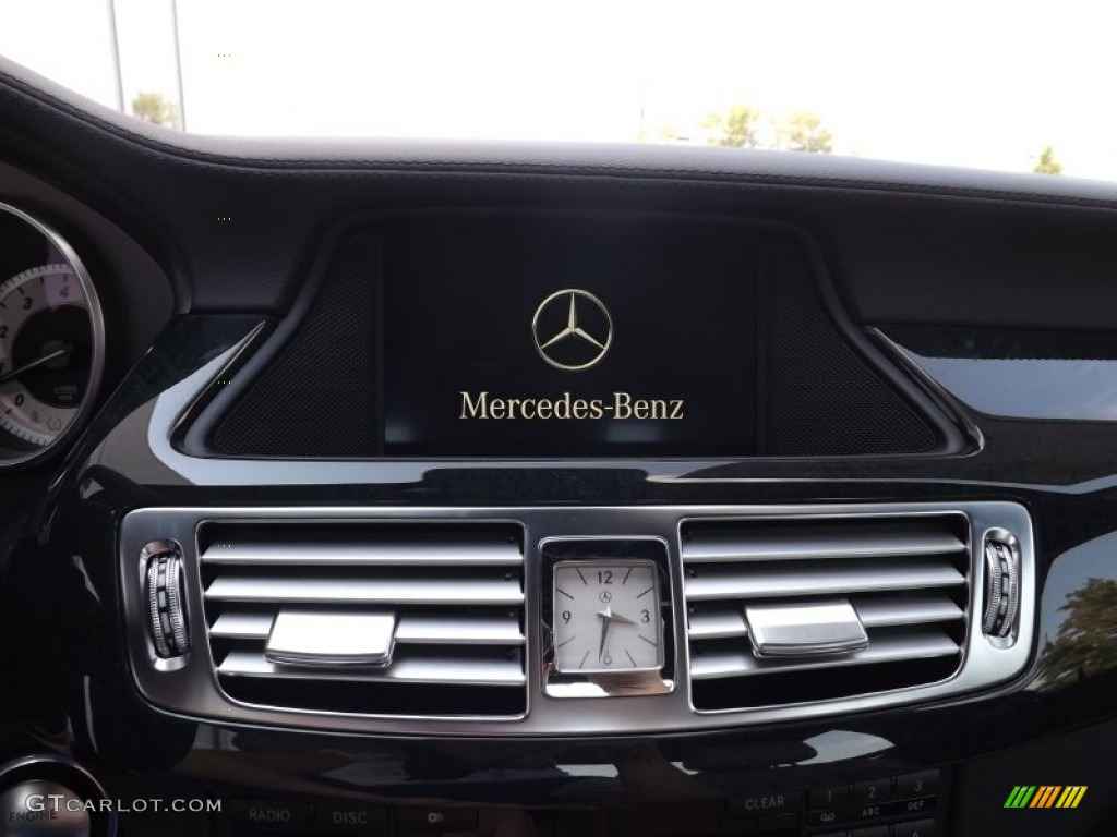 2014 Mercedes-Benz CLS 550 4Matic Coupe Controls Photo #84792029