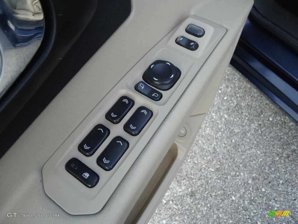 2004 CTS Sedan - Blue Chip / Light Neutral photo #23