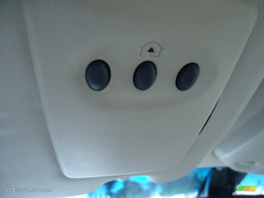 2004 CTS Sedan - Blue Chip / Light Neutral photo #32