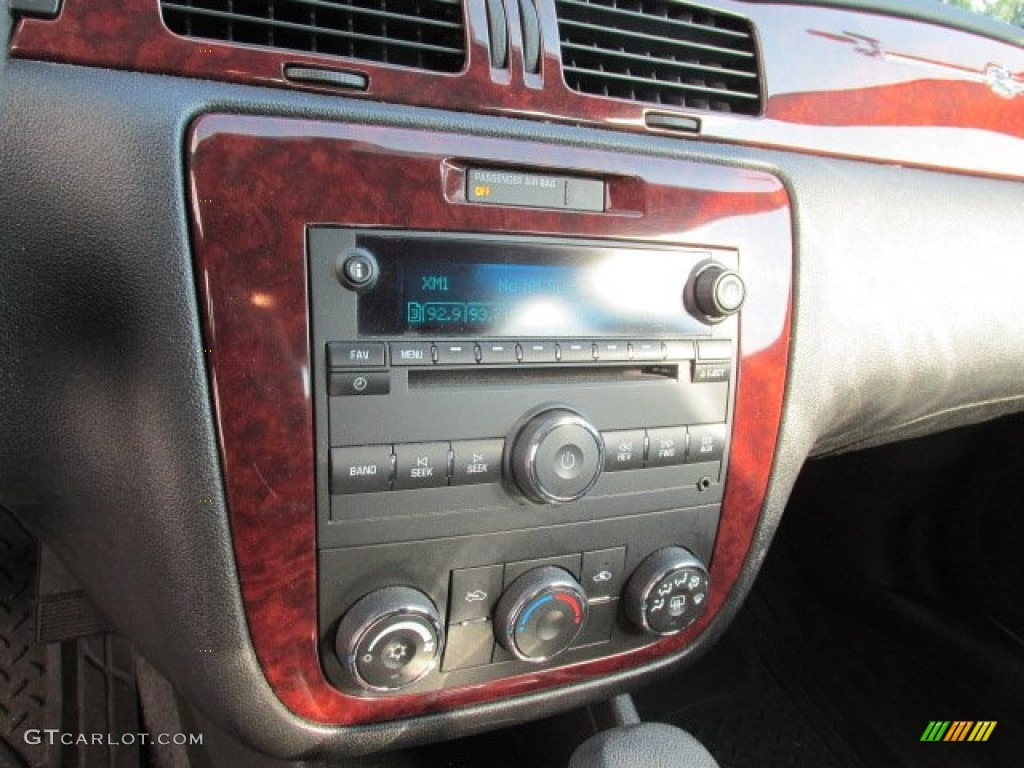 2008 Impala LS - White / Gray photo #16