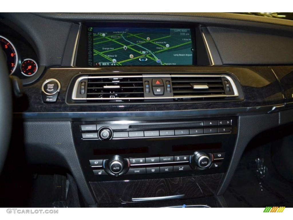 2014 BMW 7 Series 740i Sedan Navigation Photo #84797723