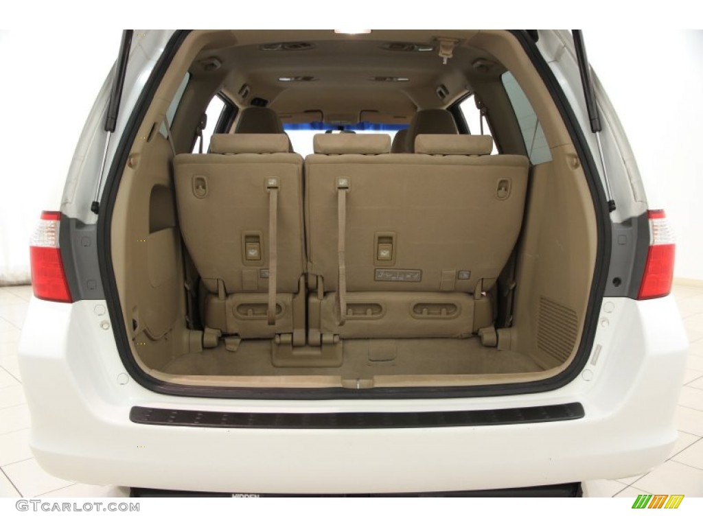2007 Honda Odyssey LX Trunk Photos