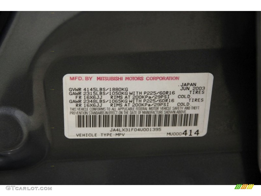 2004 Outlander LS - Urban Gray Pearl / Charcoal photo #16
