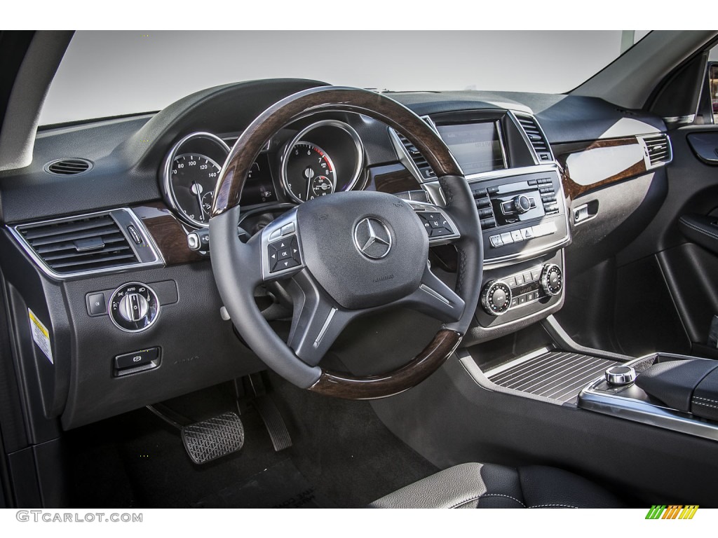 2014 Mercedes-Benz ML 350 Black Dashboard Photo #84799685
