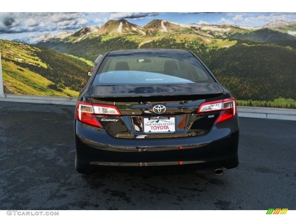 2013 Camry SE - Attitude Black Metallic / Black/Ash photo #4