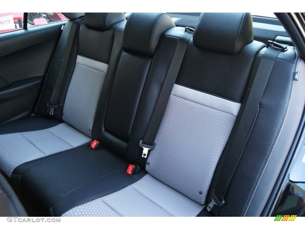 2013 Camry SE - Attitude Black Metallic / Black/Ash photo #7