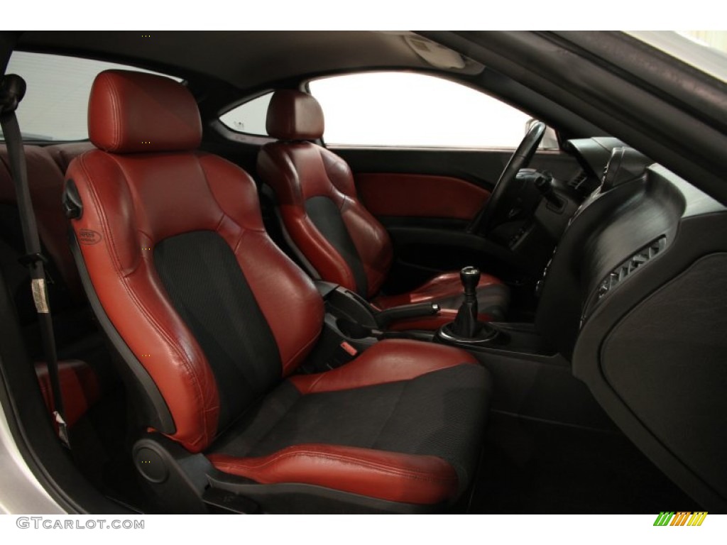 2007 Hyundai Tiburon SE Front Seat Photo #84801152