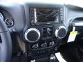 Black - Wrangler Unlimited Sahara 4x4 Photo No. 9