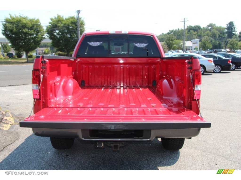 2005 F150 FX4 SuperCab 4x4 - Bright Red / Medium Flint Grey photo #8