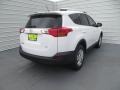 Super White - RAV4 LE Photo No. 4