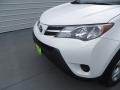 Super White - RAV4 LE Photo No. 13