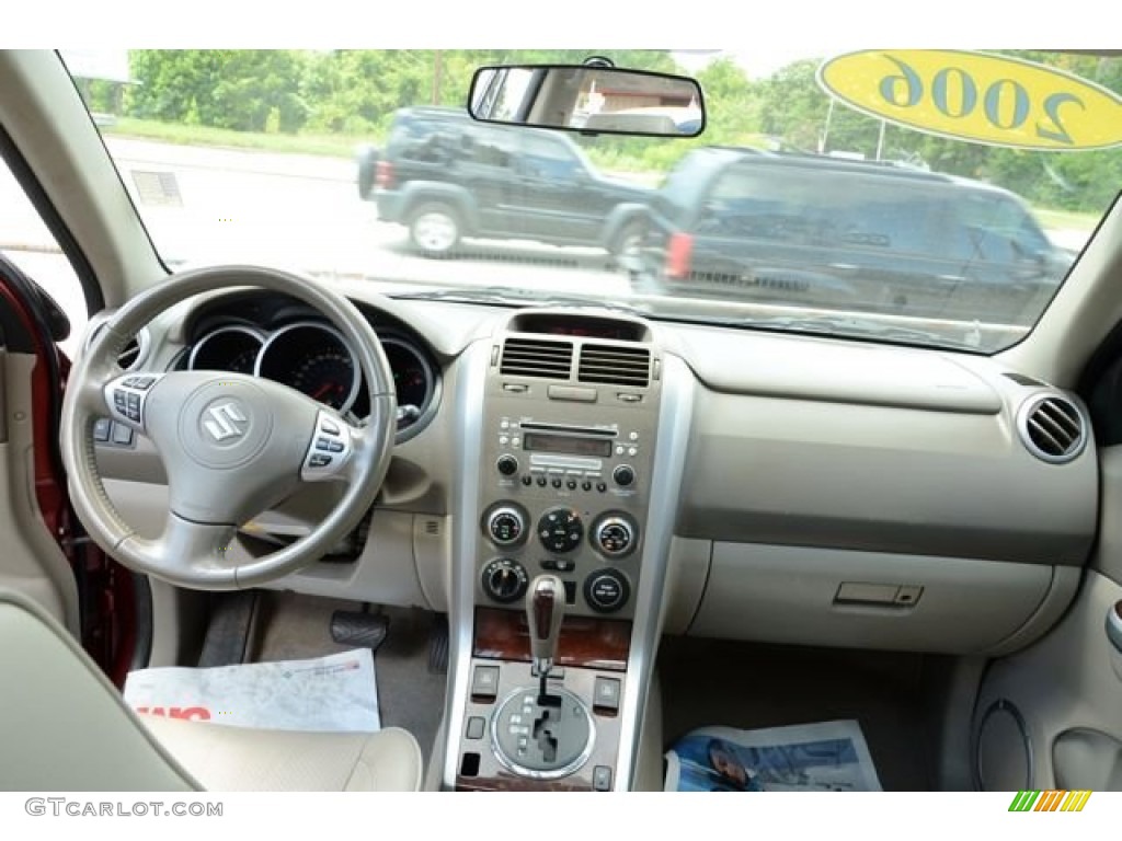 2006 Suzuki Grand Vitara Luxury 4x4 Dashboard Photos