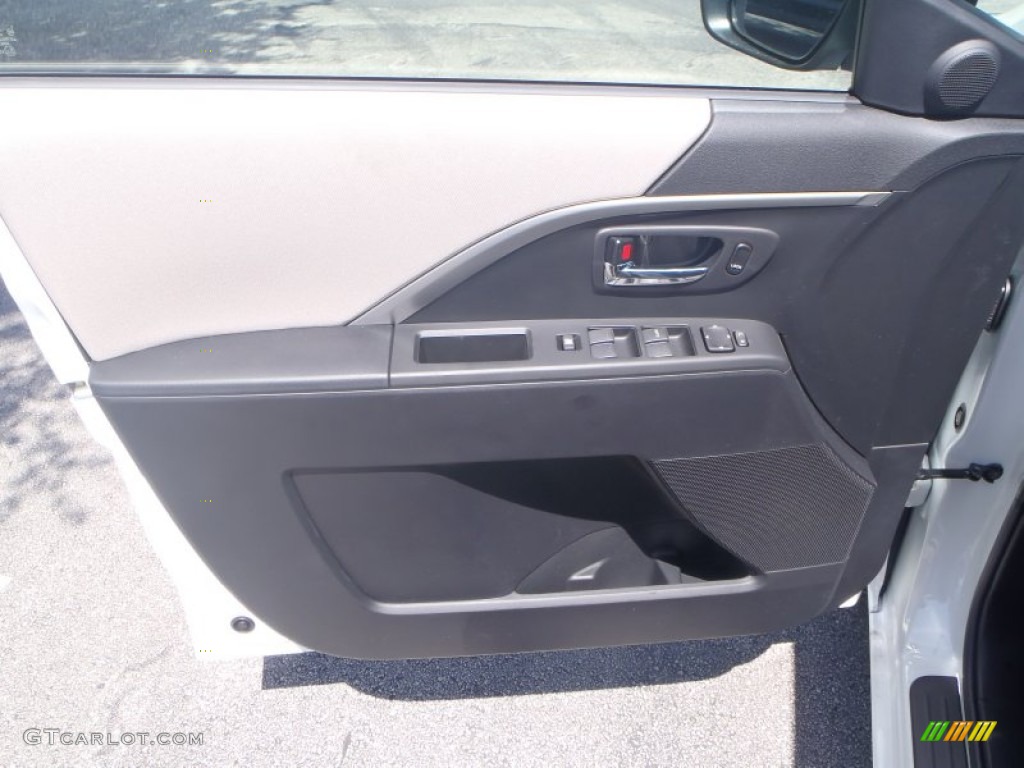 2013 MAZDA5 Sport - Crystal White Pearl / Sand photo #7