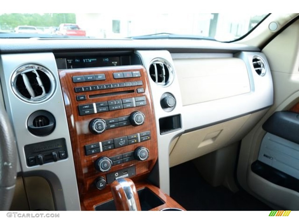 2010 F150 Lariat SuperCrew - Red Candy Metallic / Tan photo #34