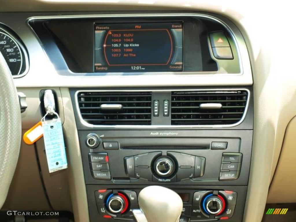 2009 Audi A5 3.2 quattro Coupe Controls Photo #84816327