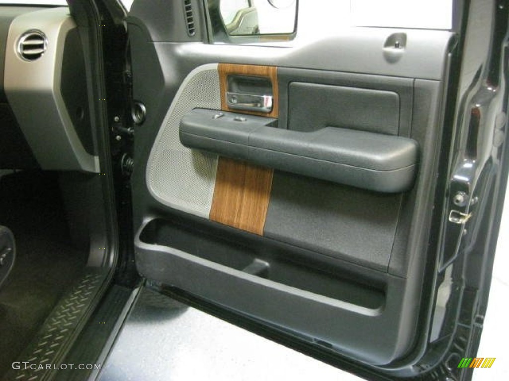 2004 F150 Lariat SuperCrew 4x4 - Black / Black photo #17