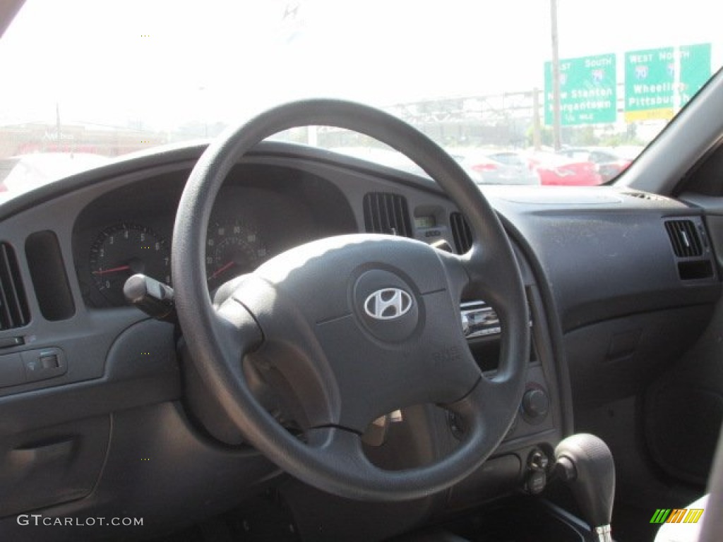 2005 Elantra GLS Sedan - Electric Red Metallic / Gray photo #10
