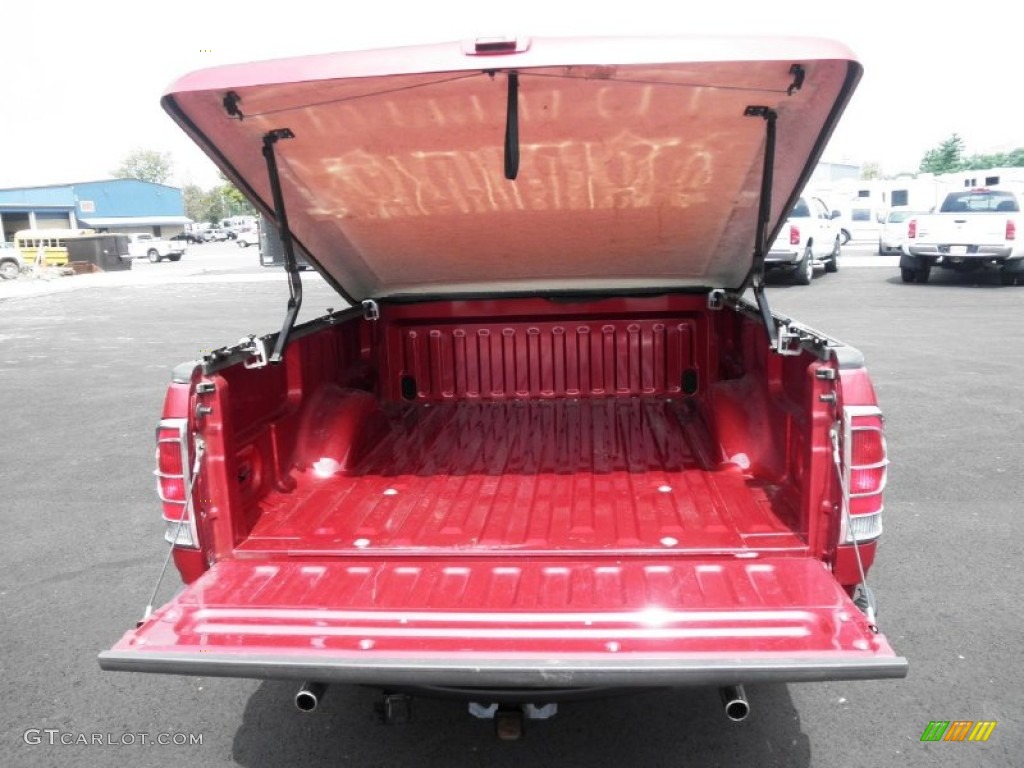 2004 F150 XLT Heritage SuperCab - Toreador Red Metallic / Heritage Graphite Grey photo #21