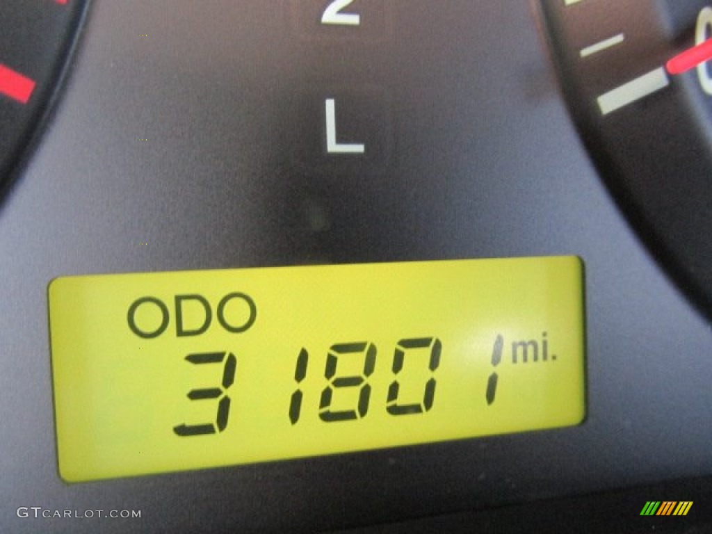 2005 Elantra GLS Sedan - Electric Red Metallic / Gray photo #20