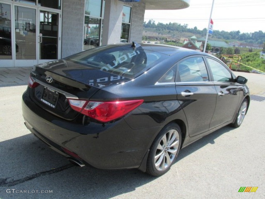 2011 Sonata SE - Midnight Black / Black photo #9