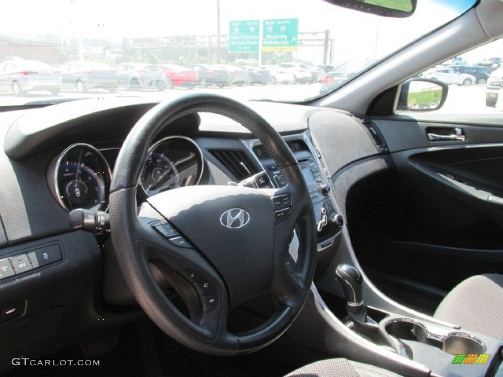 2011 Sonata SE - Midnight Black / Black photo #11