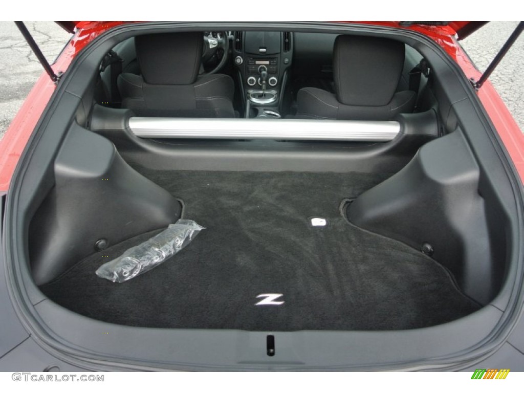 2011 Nissan 370Z Coupe Trunk Photos