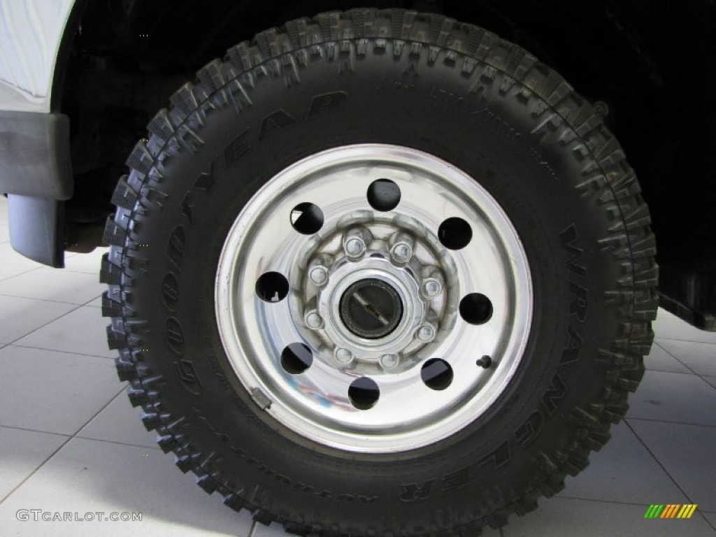 2003 Ford Excursion XLT 4x4 Wheel Photo #84831069