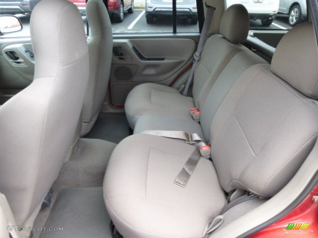 2003 Grand Cherokee Laredo 4x4 - Inferno Red Tinted Pearlcoat / Sandstone photo #6