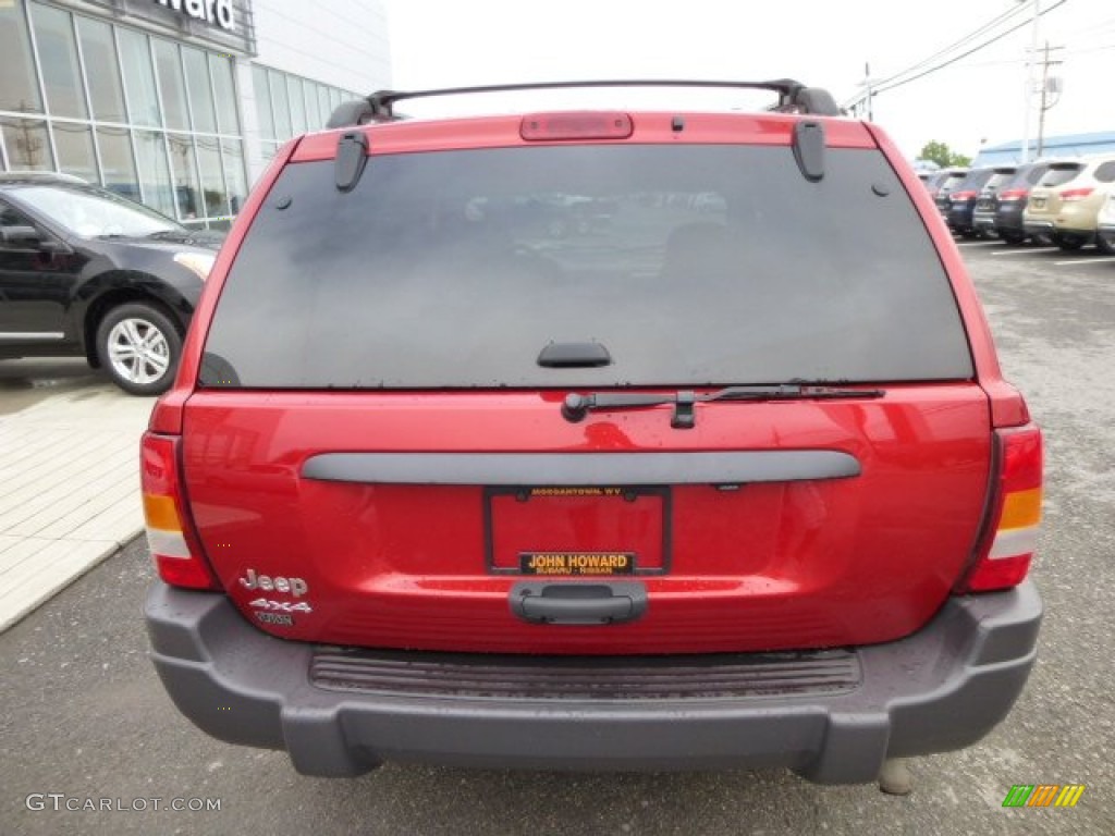 2003 Grand Cherokee Laredo 4x4 - Inferno Red Tinted Pearlcoat / Sandstone photo #10
