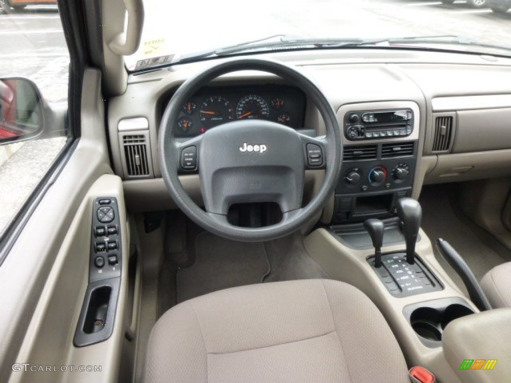 2003 Grand Cherokee Laredo 4x4 - Inferno Red Tinted Pearlcoat / Sandstone photo #15