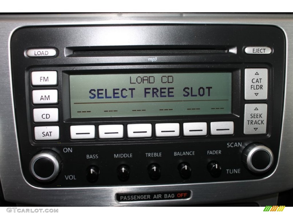 2008 Passat Lux Sedan - Reflex Silver / Black photo #25