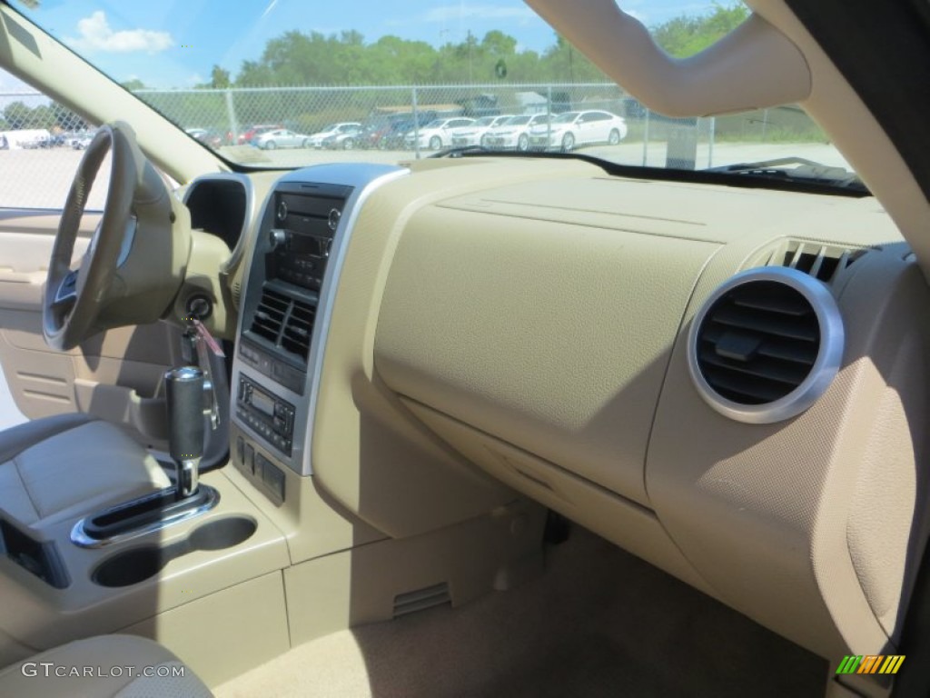 2008 Mountaineer  - White Suede / Camel photo #19