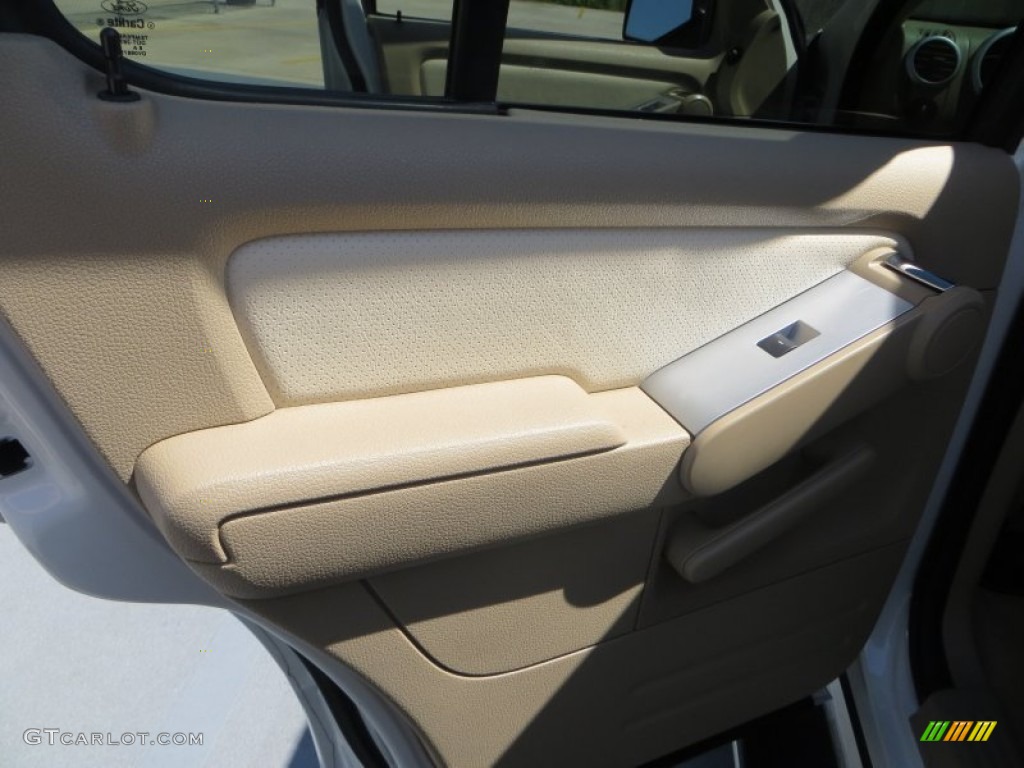 2008 Mountaineer  - White Suede / Camel photo #25