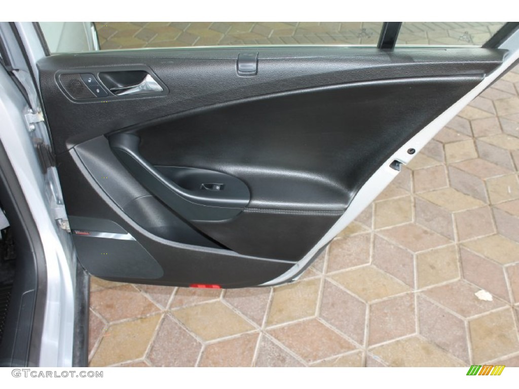 2008 Passat Lux Sedan - Reflex Silver / Black photo #40