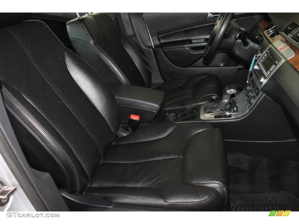 2008 Passat Lux Sedan - Reflex Silver / Black photo #45