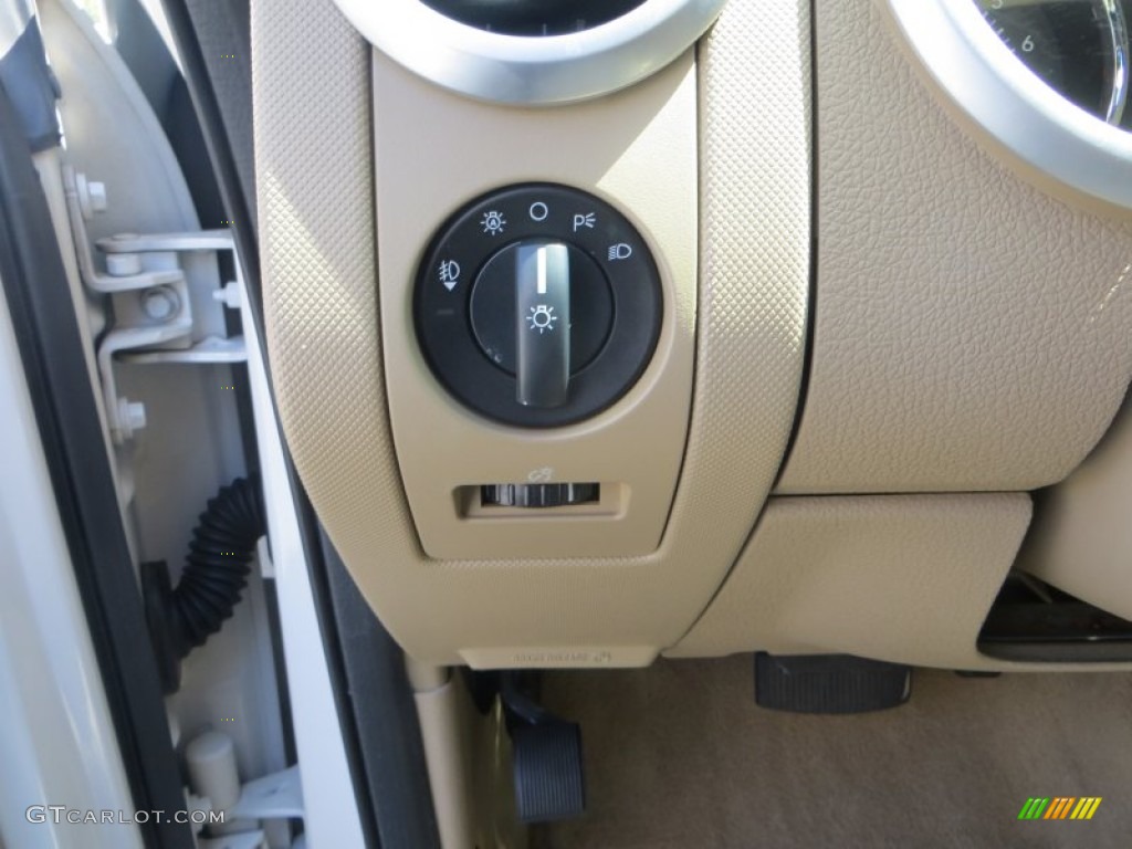 2008 Mountaineer  - White Suede / Camel photo #38