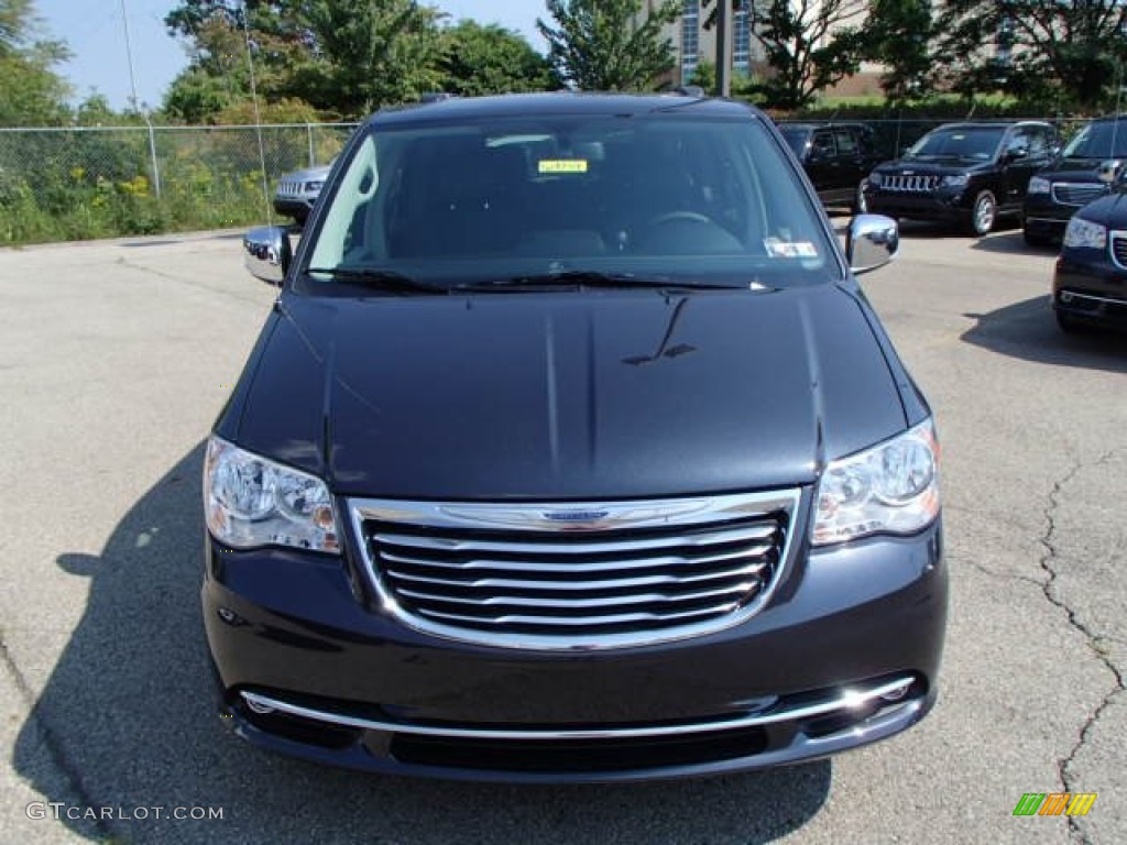 Maximum Steel Metallic 2014 Chrysler Town & Country Touring-L Exterior Photo #84834252