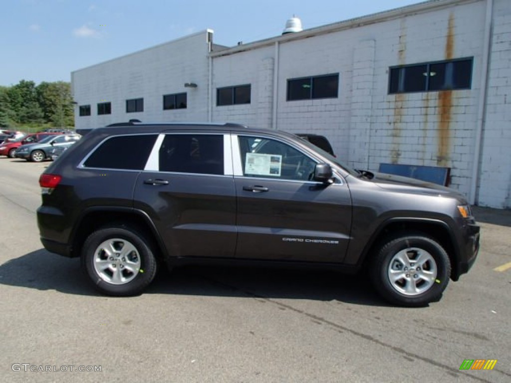 2014 Grand Cherokee Laredo 4x4 - Granite Crystal Metallic / New Zealand Black/Light Frost photo #5