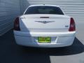 Bright White - 300 Touring Photo No. 5