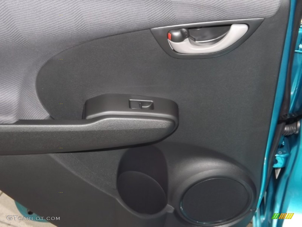 2013 Fit  - Blue Raspberry Metallic / Gray photo #18