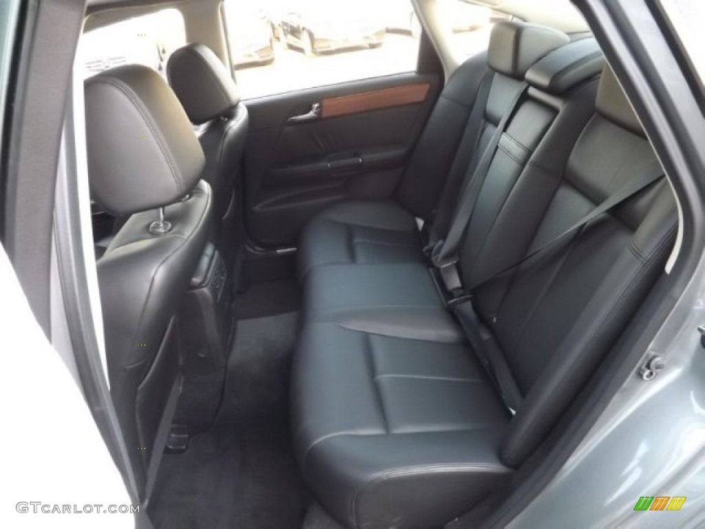 2007 Infiniti M 35x Sedan Rear Seat Photos