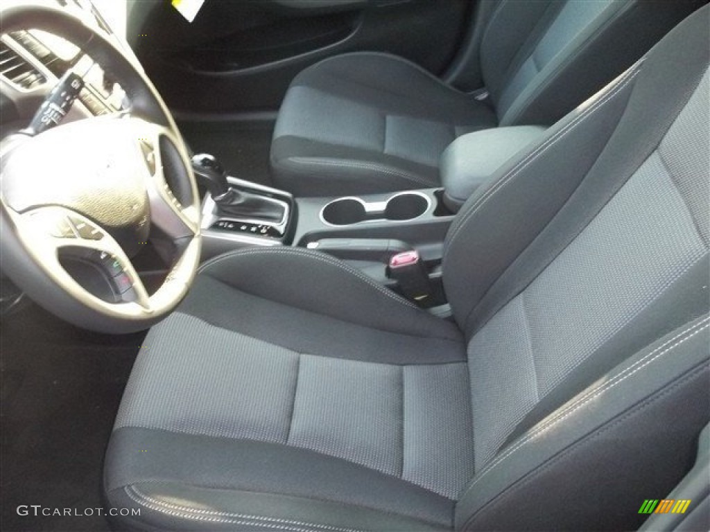 2013 Elantra GT - Silver / Black photo #14