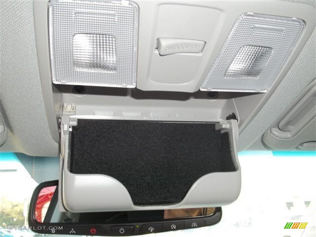 2013 Elantra GT - Silver / Black photo #24