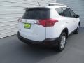 Super White - RAV4 LE Photo No. 4
