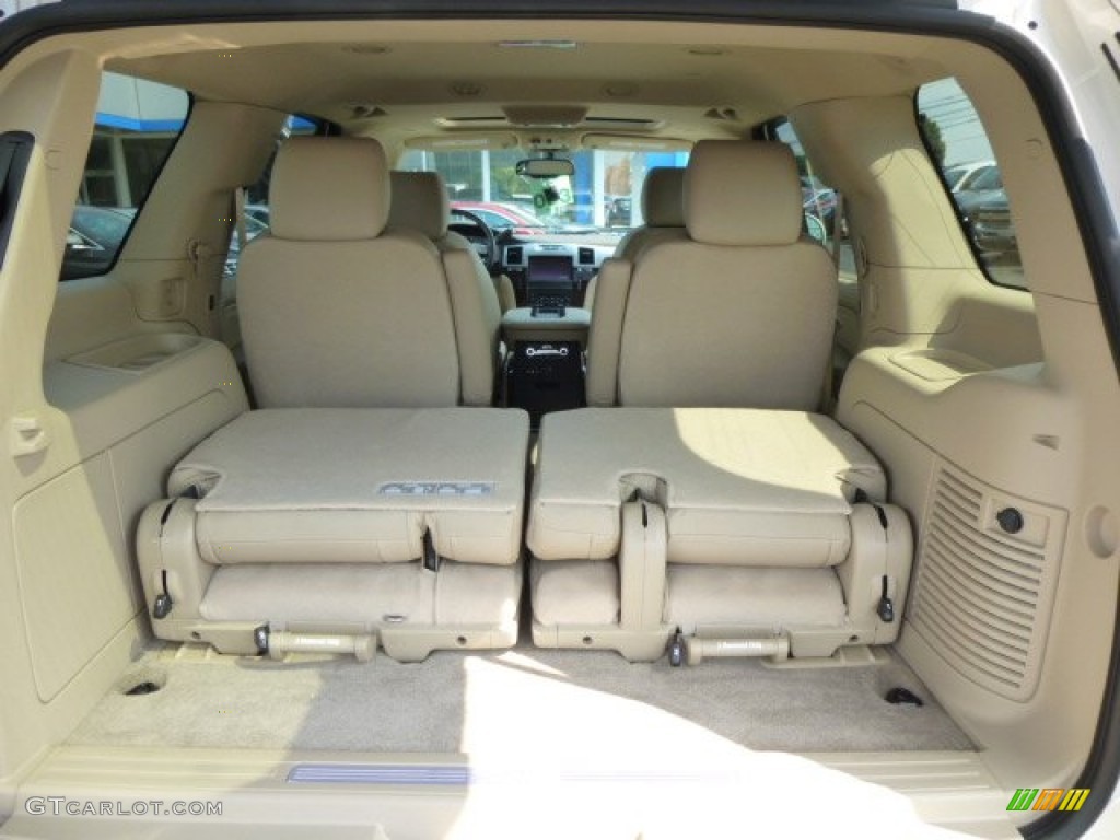 2014 Cadillac Escalade Luxury AWD Trunk Photo #84839523