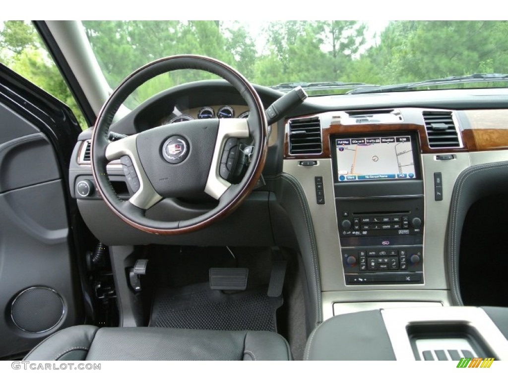 2014 Cadillac Escalade ESV Platinum AWD Ebony/Ebony Dashboard Photo #84840540