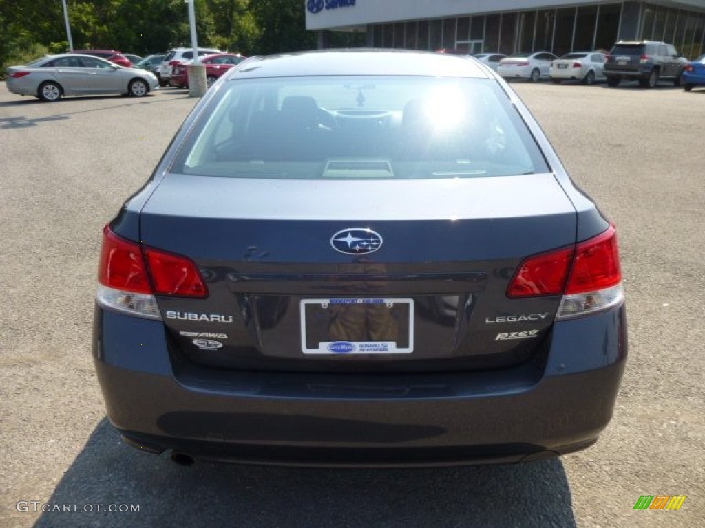 2013 Legacy 2.5i Premium - Graphite Gray Metallic / Black photo #6
